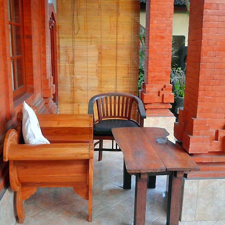 Yumi House Hotel Ubud  Exterior photo